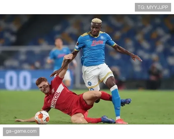 伊萨克 vs 奥斯梅恩:技术流与身体流锋线风格对比解析 伊萨克 vs 奥斯梅恩:技术流与身体流锋线风格对比解析